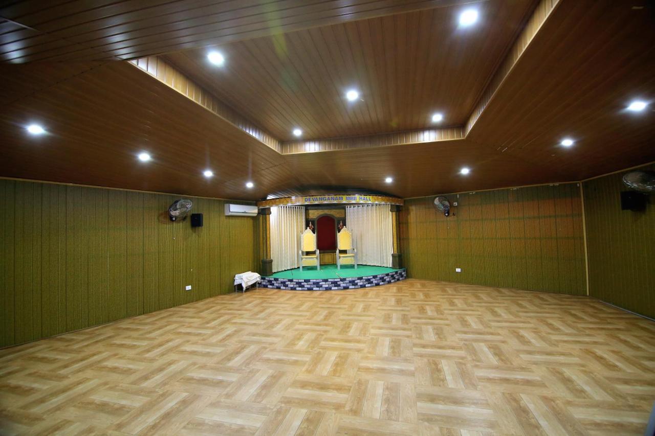 Guruvāyūr Devanganam Residency酒店 外观 照片